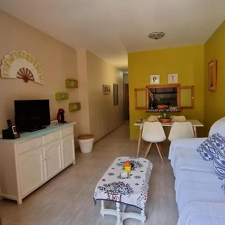 Apartment Nudist 1 Bedroom Ground Floor With Air And Wifi *