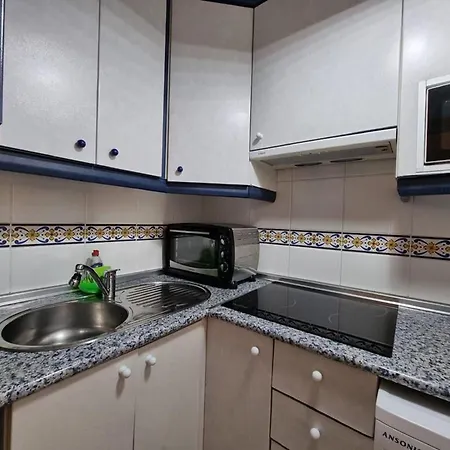 Nudist 1 Bedroom Ground Floor With Air And Wifi Apartment *